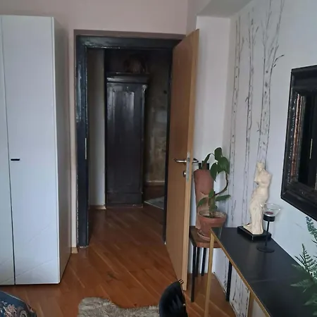 Baci Retreat, Roseart Apartman Ljubljana
